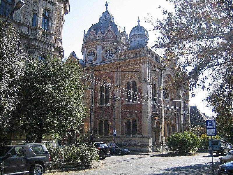 Synagoga a další židovské objekty ve čtvrti Fabric v rumunském Temešváru patří podle Světového památkového fondu mezi nejohroženější památky světa.