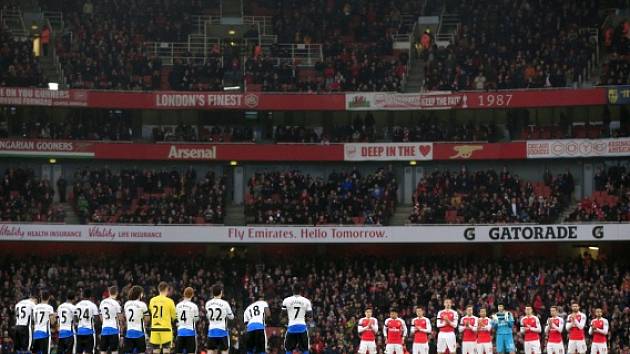 Minuta ticha za Pavla Srníčka při zápase Arsenal - Newcastle