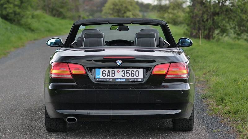 BMW řady 3 Cabrio.