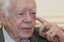 Exprezident USA Jimmy Carter je optimista, Hamás a Izrael však žádné usmíření neplánují. 