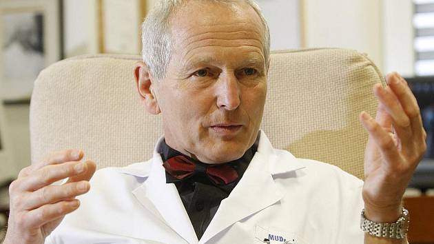 Jan Pirk, přednosta Kardiocentra v Institutu klinické a experimentální medicíny (IKEM) v Praze.