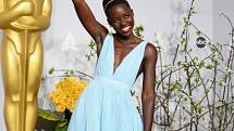 Lupita Nyong'o s cenou za nejlepší herečku ve vedlejší roli (12 let v řetězech).