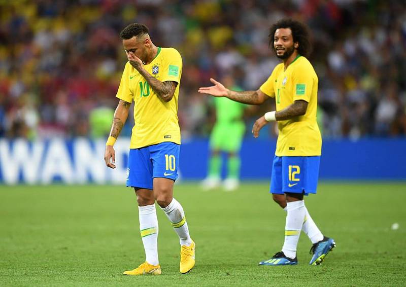 Neymar a Marcelo smutní po vyřazení.
