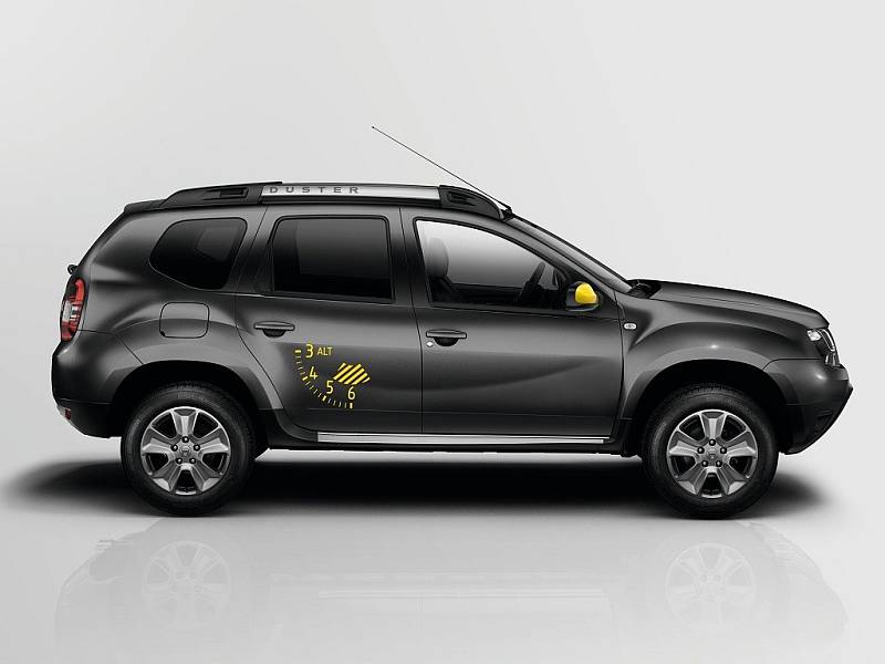 Dacia Duster v edici Blackstorm.