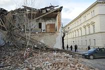 Následky zemětřesení ve městě Petrinja