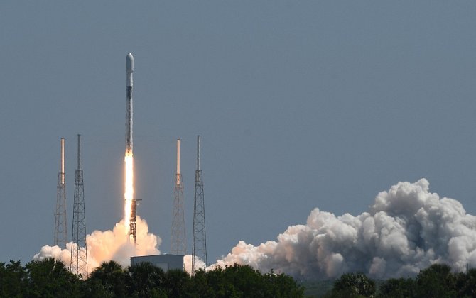 Z mysu Canaveral na Floridě v sobotu v 17:11 SELČ úspěšně odstartovala kosmická loď Euclid Evropské kosmické agentury (ESA).