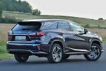 Lexus RX 450hL.