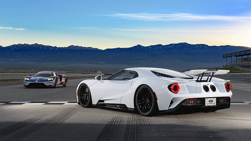 Ford GT.