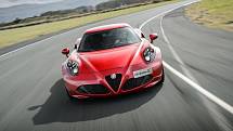 Alfa Romeo 4C.  