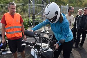 Výcvik budoucích motocyklistů. Ilustrační snímek