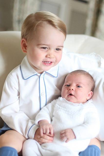 Princ George s princeznou Charlotte