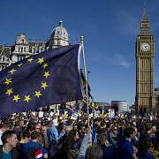 V Londýně demonstrovali lidé proti brexitu.