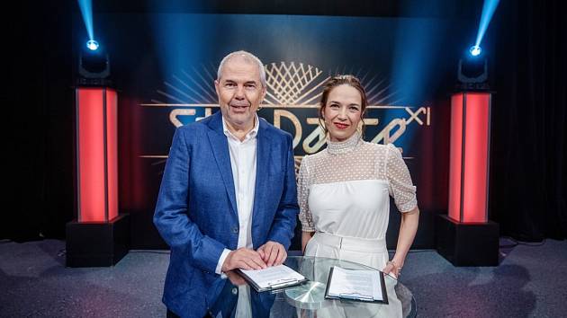 Moderátoři StarDance Marek Eben a Tereza Kostková