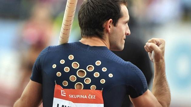 Hvězdný tyčkař Renaud Lavillenie.