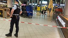 Policie krátkodobě evakuovala část letiště v Amsterdamu