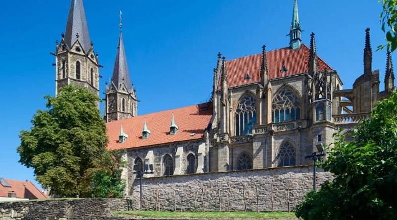 Revitalizace areálu kostela sv. Bartoloměje v Kolíně.