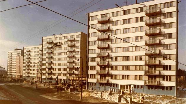 Lidická ulice v Českých Budějovicích na staré fotografii Jiřího Dvořáka.