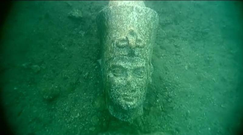 Průzkum zatopeného města Heracleion