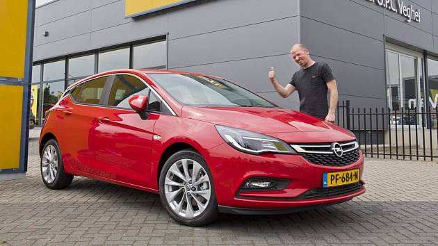 Yuri Schuurkes získal nový Opel Astra jen díky YouTube.