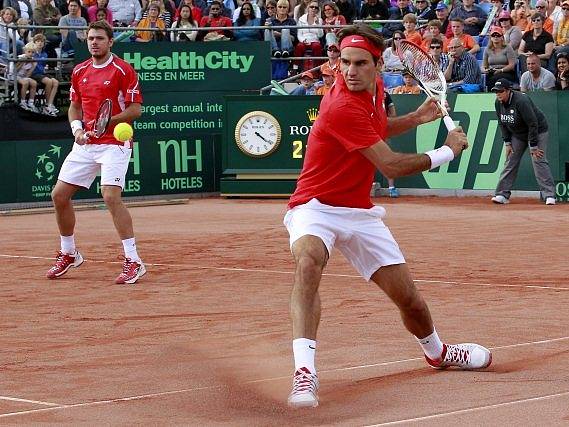 Roger Federer se Stanislasem Wawrinkou uhájili pro Švýcarsko místo v elitní skupině Davis Cupu.