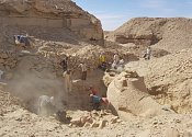 Archeologické vykopávky v egyptském lomu Gebel el-Silsila