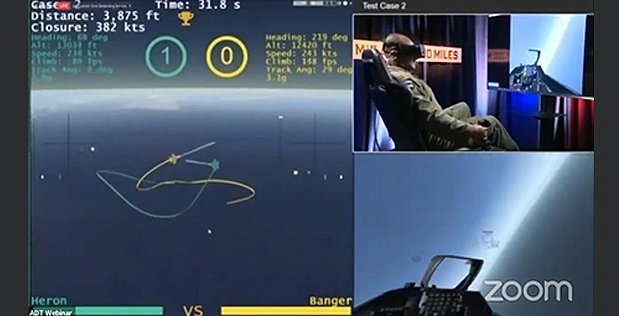 První fáze programu ACE nesla název Alphadogfight. V ní se ve virtuální realitě utkaly programy několika týmů, určené k ovládání letounu F-16 s reálným pilotem