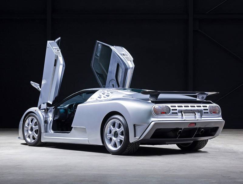 Bugatti EB110 SS