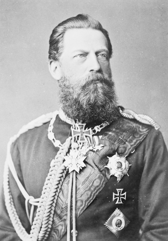 Německý císař Fridrich III. Pruský. Celý život prožil jako korunní princ, panoval pouhých 99 dní. Jeho manželkou byla Viktorie, nejstarší dcera britské královny Viktorie.