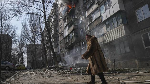 Ukrajinské město Mariupol je pod útokem ruských jednotek