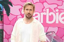 Ryan Gosling se v nejnovějším filmu převtělil do legendárního Kena