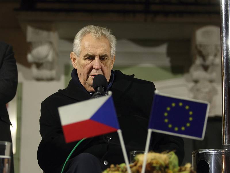 Prezident Miloš Zeman navštívil obyvatele Bučovic, stal se tak druhým prezidentem, co tak učinil. Hned po Tomáši Garrigue Masarykovi.