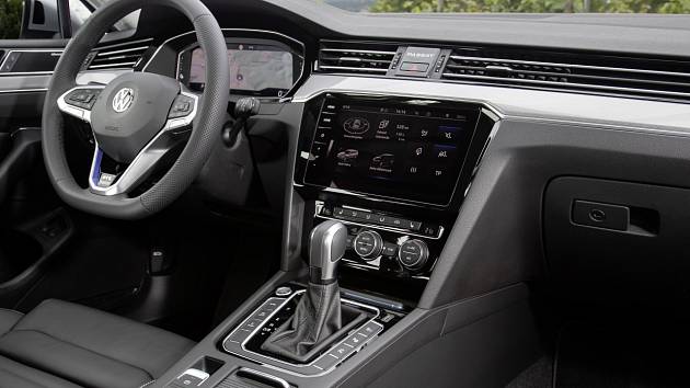 Interiér modernizovaníého VW Passat