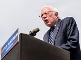 Vermontský senátor Bernie Sanders hodlá vést svou kampaň až do červencové nominační konference ve Filadelfii, i když šance na vítězství už prakticky nemá. 