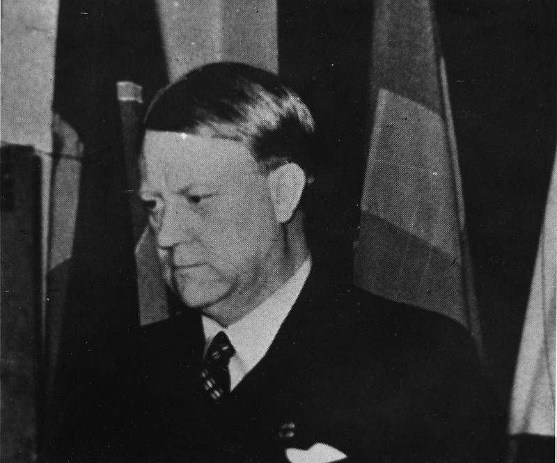 Norským premiérem se stal Vidkun Quisling 1. února 1942. Do historie vstoupil jako symbol kolaborace s nacistickým Německem