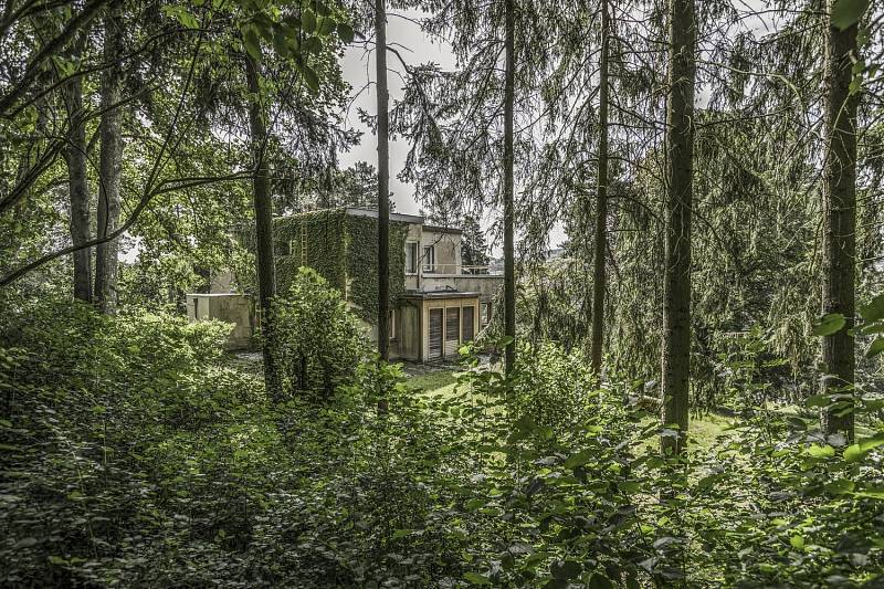Zikmundova vila ve Zlíně je vzácným příkladem soukromé rezidenční výstavby v poválečném období.