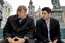 ZABIJÁCI V BRUGGÁCH. Ken (Brendan Gleeson) a Ray (Colin Farrell) se v belgickém městě vždycky tak dobře nebaví. Divák ale bude.