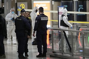 Útok na nádraží Gare de Lyon v Paříži