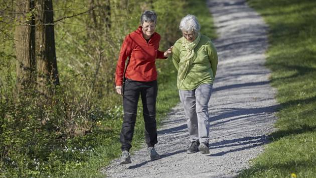 Ani v důchodovém věku by lidé neměli slevit z aktivního života.