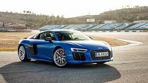 Audi R8 V10+.