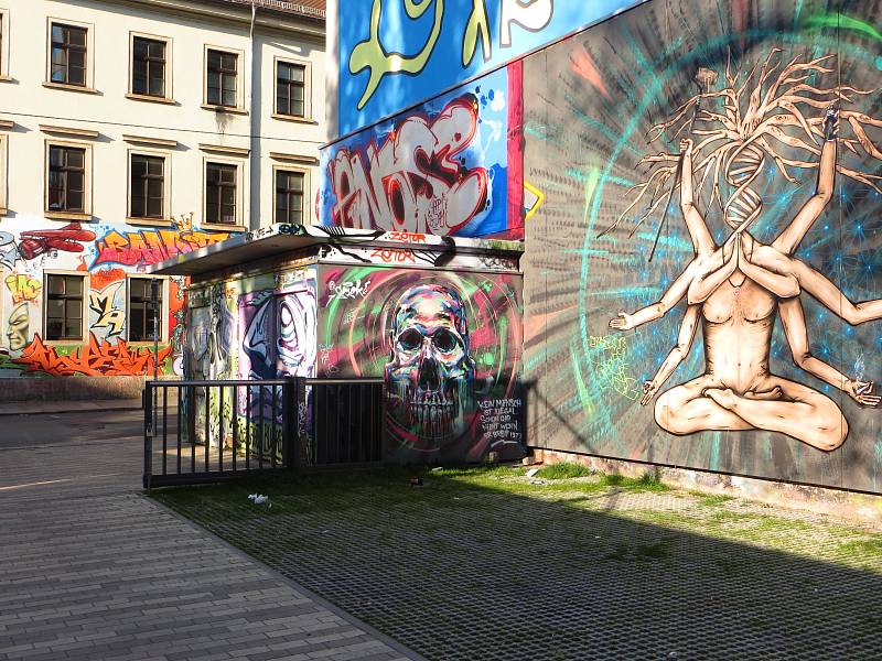Graffiti na Scheune Clubu v Drážďanech