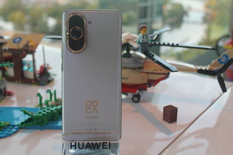 Huawei Nova 10