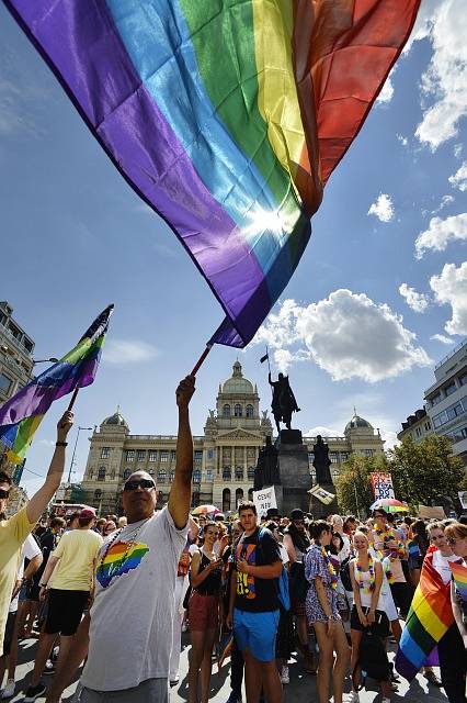 Pochod hrdosti leseb, gayů, bisexuálů a transsexuálů konaný v rámci osmého ročníku festivalu Prague Pride vyšel 11. srpna 2018 z Václavského náměstí v Praze na Letnou.