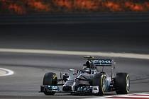 Nico Rosberg si ve Velké ceně Bahrajnu zajistil pole position.