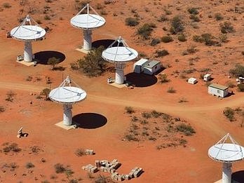 Austrálie odhalila obří radioteleskop, nahlédne do hlubin vesmíru.