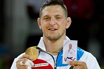 Lukáš Krpálek věnoval olympijské zlato i judistovi Alexanderu Jurečkovi, který před rokem zemřel při potápění.