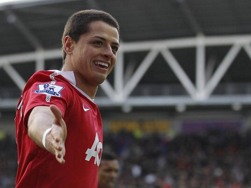 Javier Hernández z Manchesteru United se raduje z gólu.