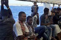 Migranti na lodi Open Arms