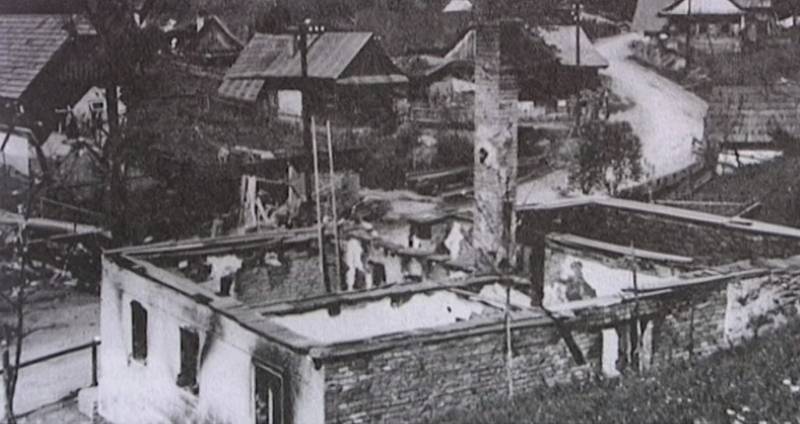 Vypálené domy v Prlově