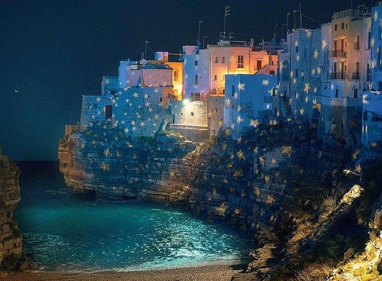 Italské městečko Polignano a Mare