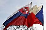 Česká a slovenská vlajka. Ilustrační foto